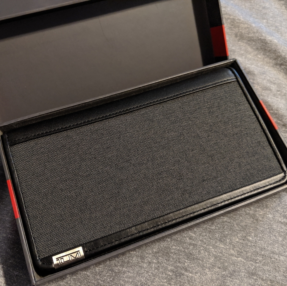 NEW Tumi ID lock zip around travel wallet